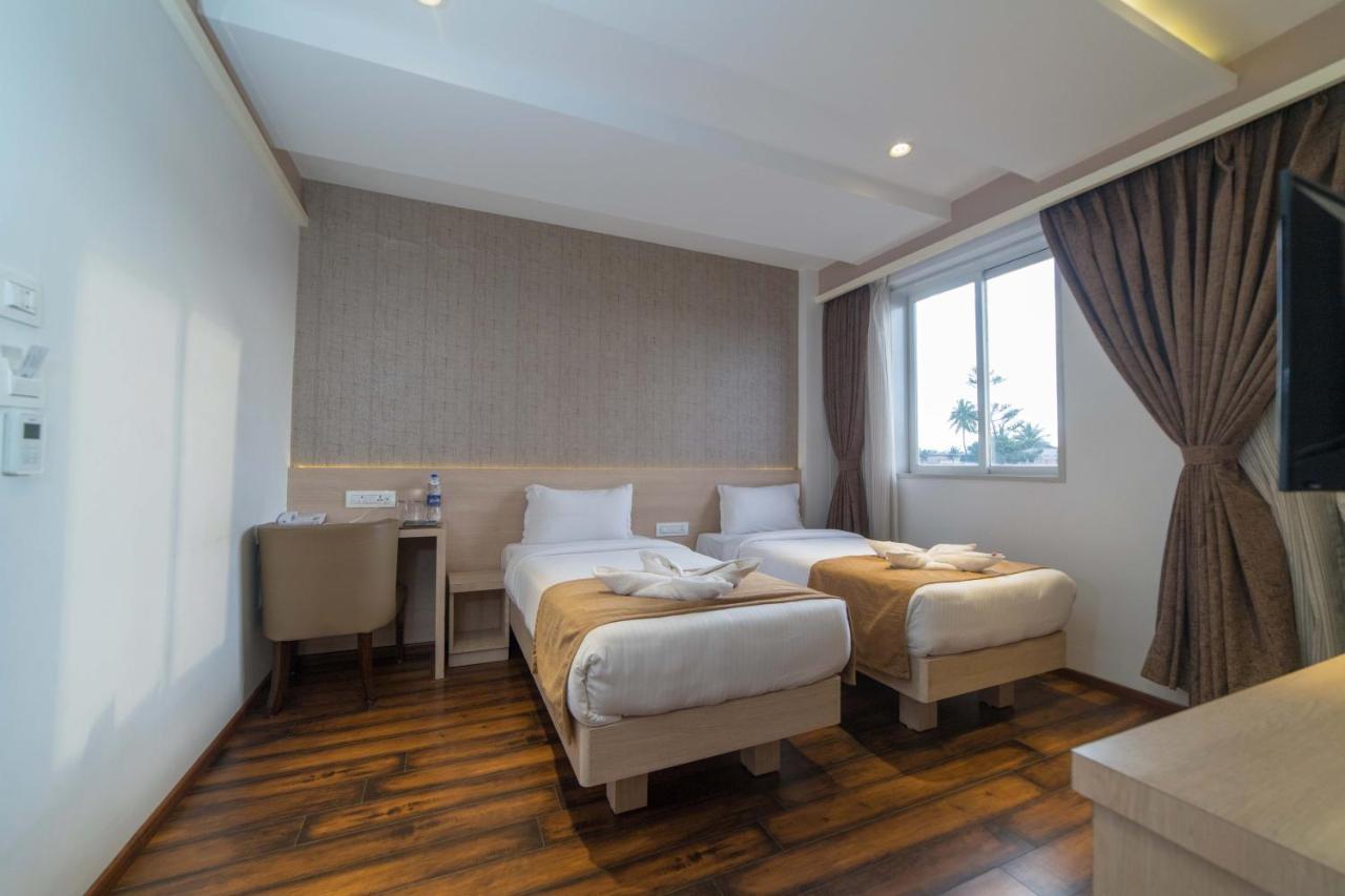 Zip By Spree Hotels Samudra Belgaum Esterno foto