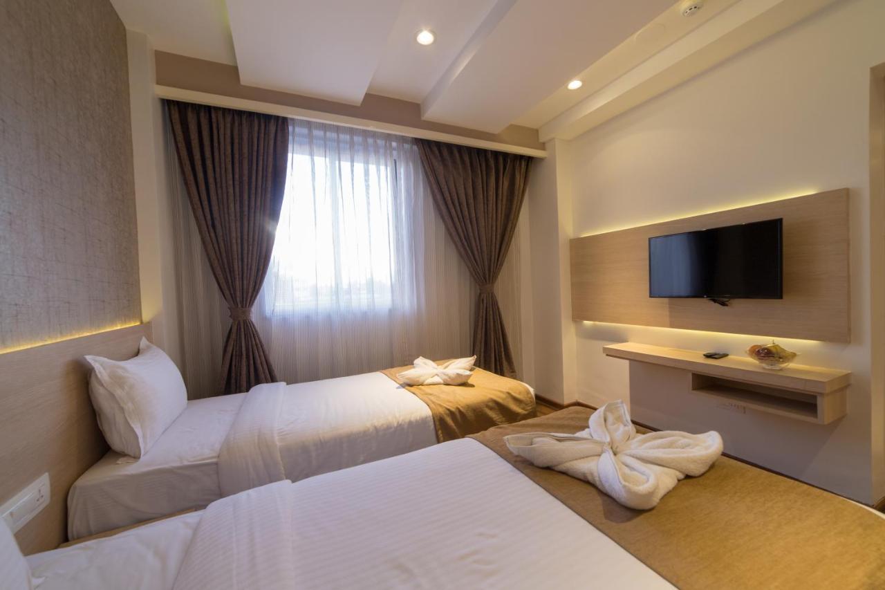 Zip By Spree Hotels Samudra Belgaum Esterno foto