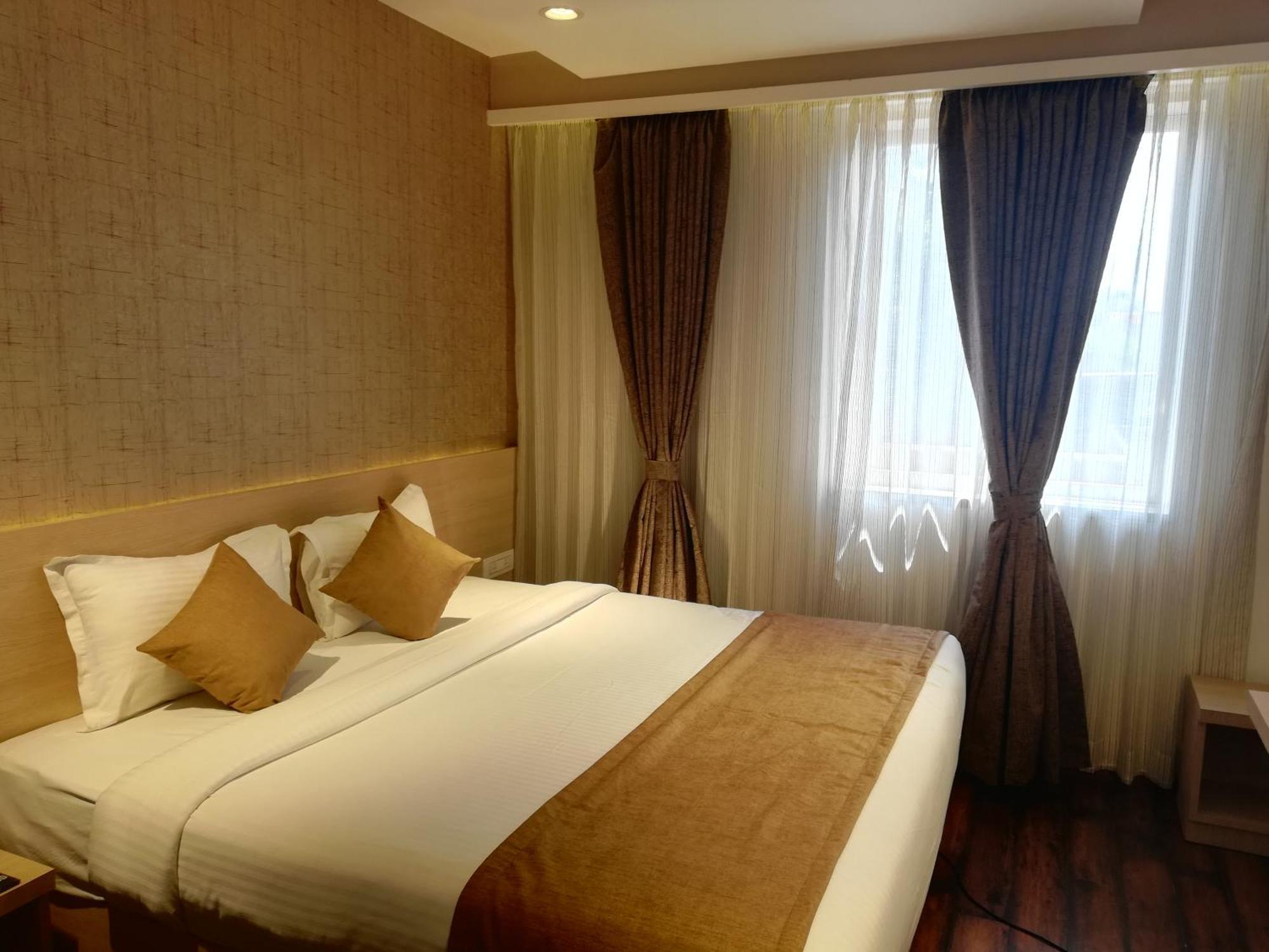 Zip By Spree Hotels Samudra Belgaum Esterno foto