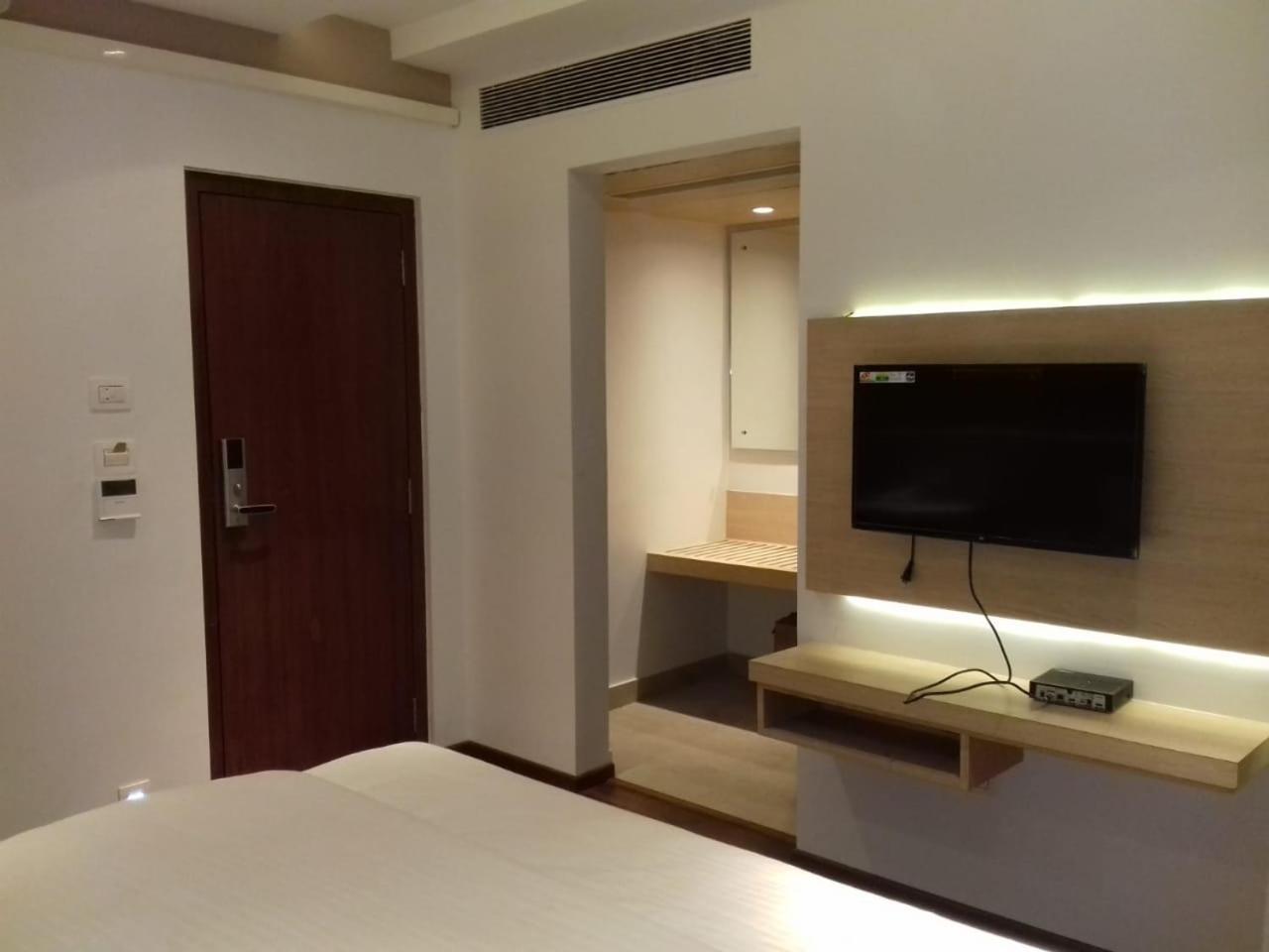 Zip By Spree Hotels Samudra Belgaum Esterno foto